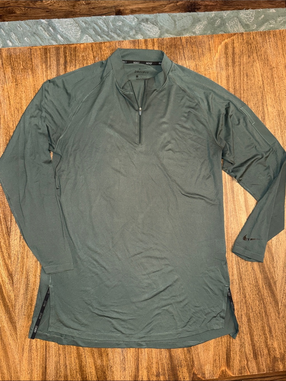 Mens Nike 1/4 Zip Utility Dry Tech Training Top sz L Green